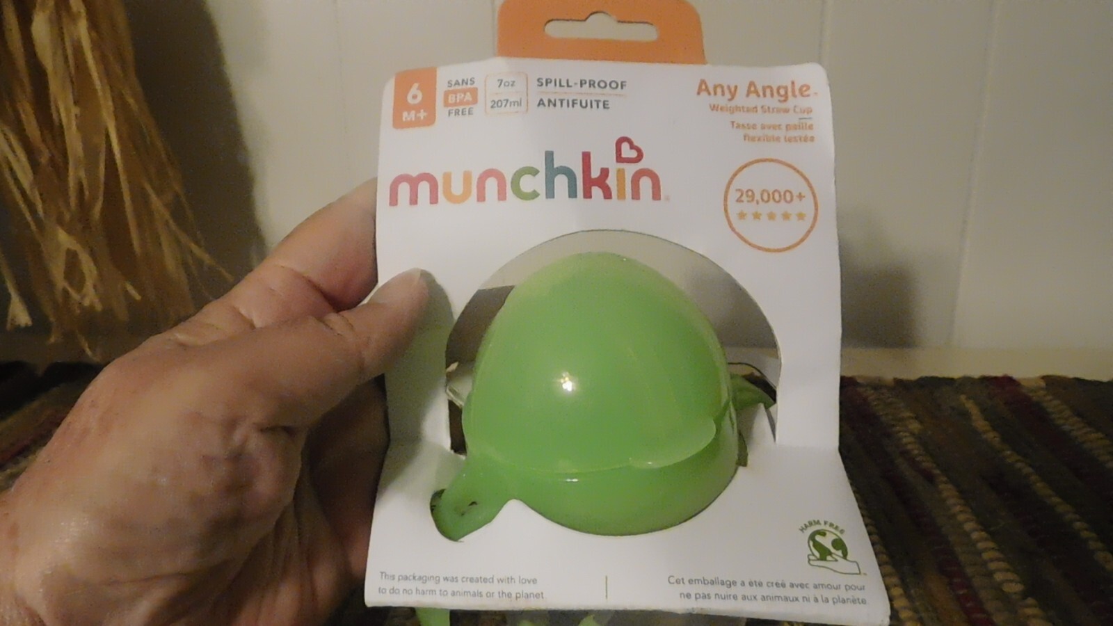MUNCHKIN ANY ANGLE 6M+ SIPPY CUP. BPA FREE