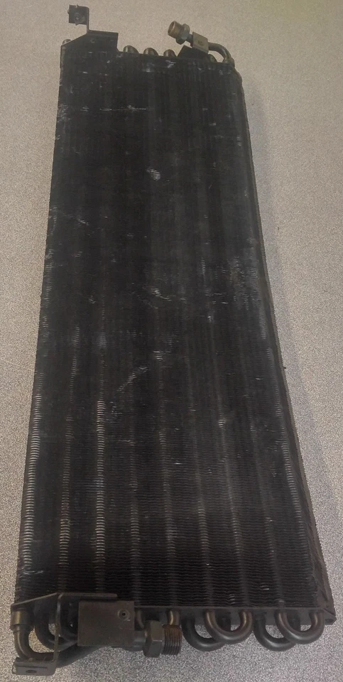 NICE USED ORIGINAL PORSCHE 911 CARRERA REAR AIR CONDITIONING CONDENSER - Image 3 of 4