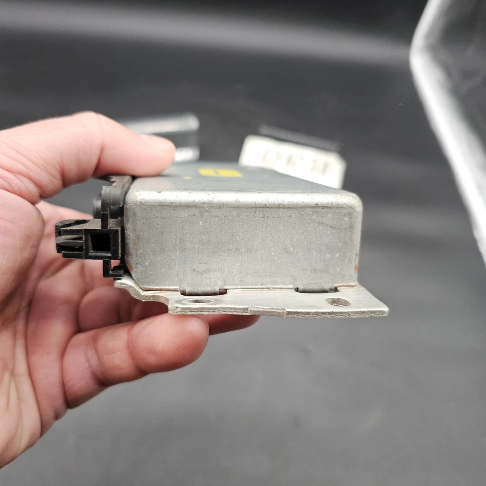 Módulo de unidad de control ABS 1995-1997 Infiniti 130 y Nissan Máxima OEM 47850-31U00 Foto 4 de 4