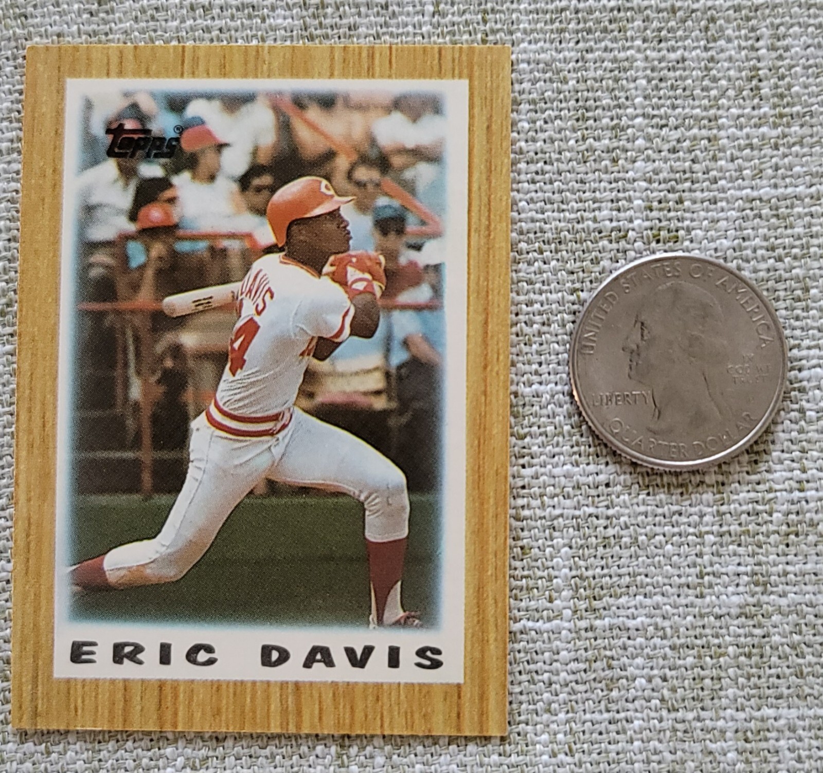 1987 Topps Baseball Major League Leaders Mini #4 Eric Davis Cincinnati Reds 