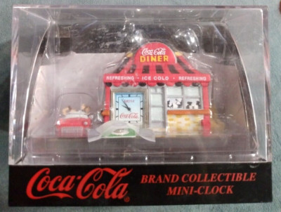 Coca-Cola Brand Collectible Mini-Clock Retro Diner and Car Open Box Mint