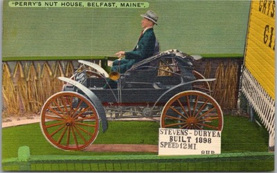 1940s BELFAST, Maine LINEN Postcard PERRY'S NUT HOUSE / Stevens-Durea Automobile