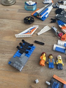 LEGO CITY: Heavy-duty Rescue Helicopter 60166 + Other Sets ? Parts Lot