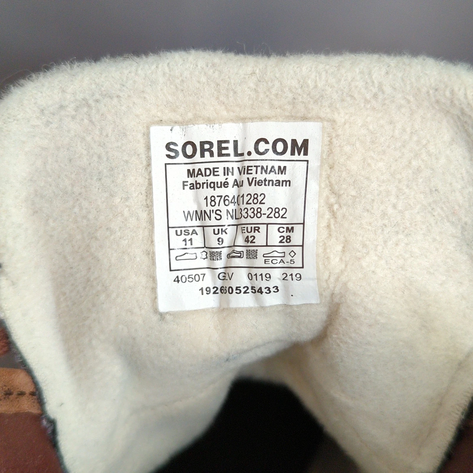 sorel harlow cozy distressed lace boots