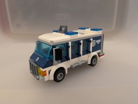 LEGO City: Museum Break-In (60008) - Build & Vehicles