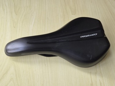 Corratec Standard Fahrradsattel aus Verbundmaterial, 300g - Normaler Gebrauch