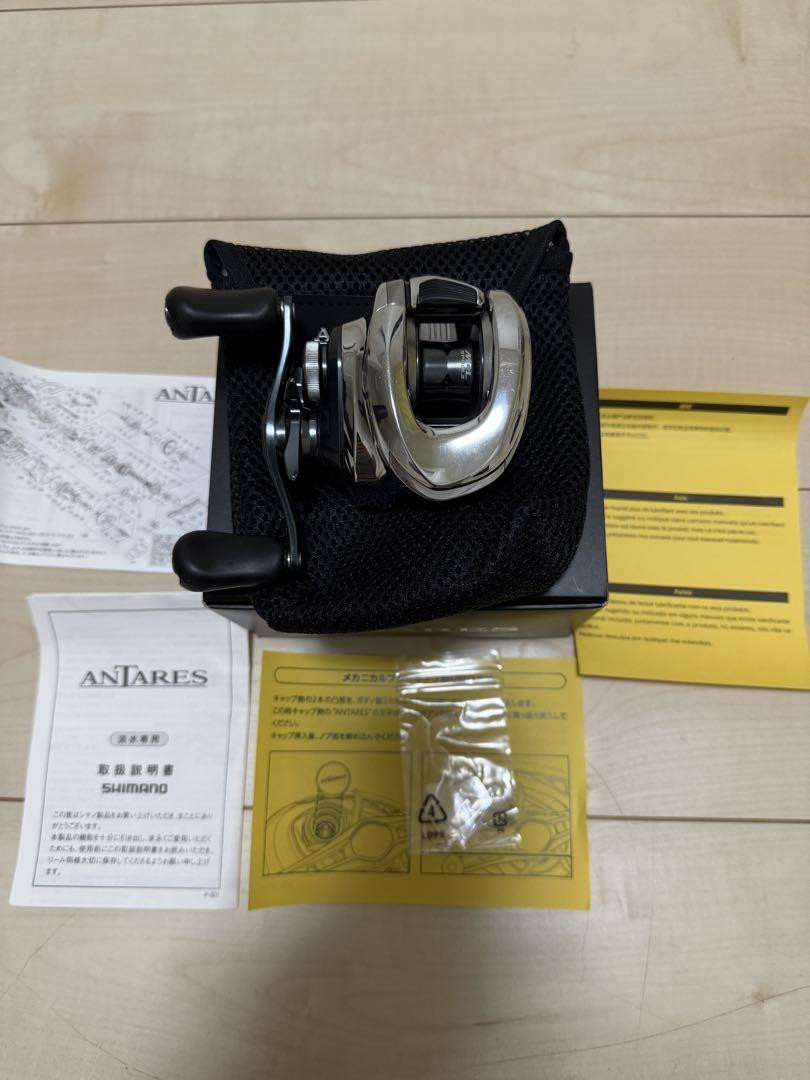 Shimano 19 Antares HG Right Handle Fishing Reel - Freshwater Shimano 19 Antares HG Right Handle Fishing Reel - Freshwater