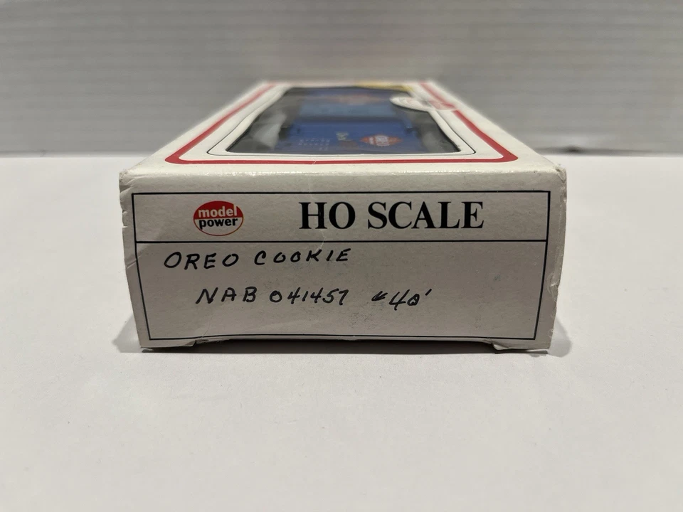 Model Power Heavy Weight Oreo Train Box Car W/ Kadees - Image 2 of 2