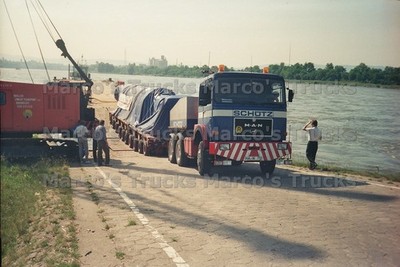 LKW Foto MAN Schwerlasttransporter Deutschland blau SCHÜTZ #n4xe