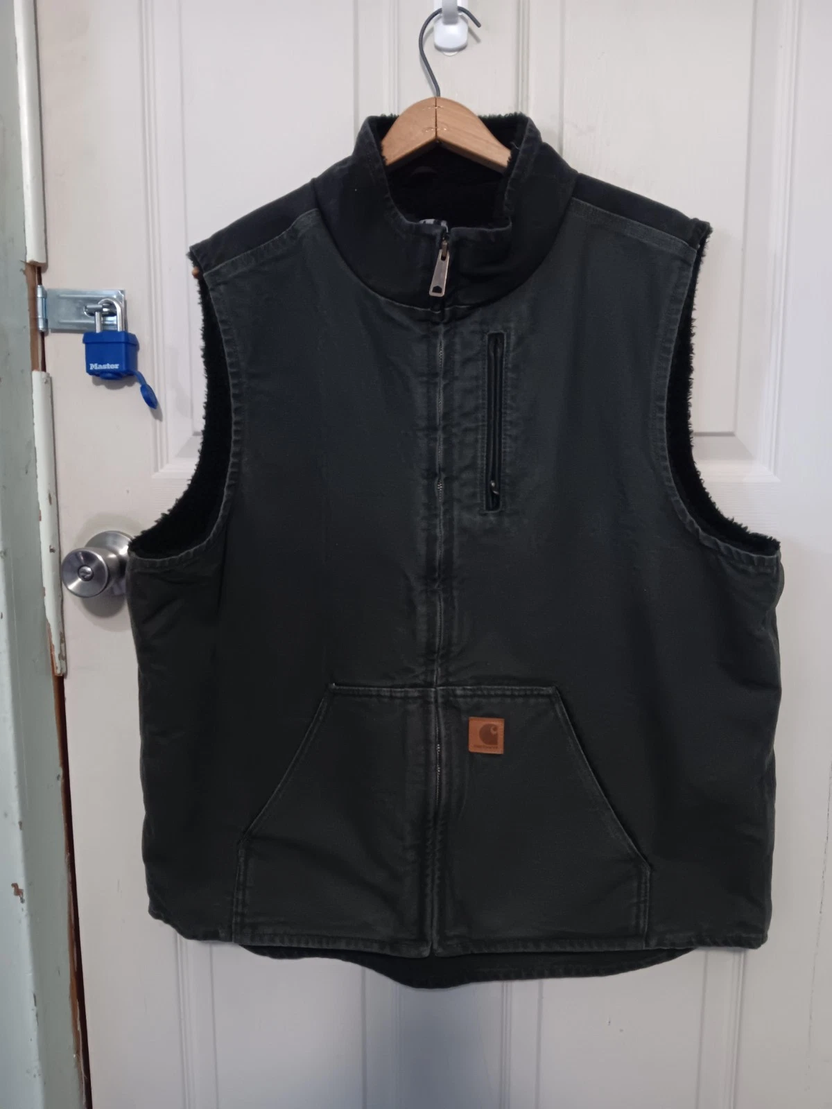 Carhartt Vest Men's V33 355 Sherpa-Lined XL Tall Green And Black EUC
