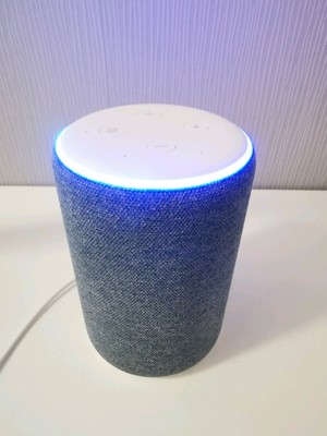 Amazon Echo (3. Gen) Bluetooth Smart Voice Lautsprecher mit Alexa - Grau Blau