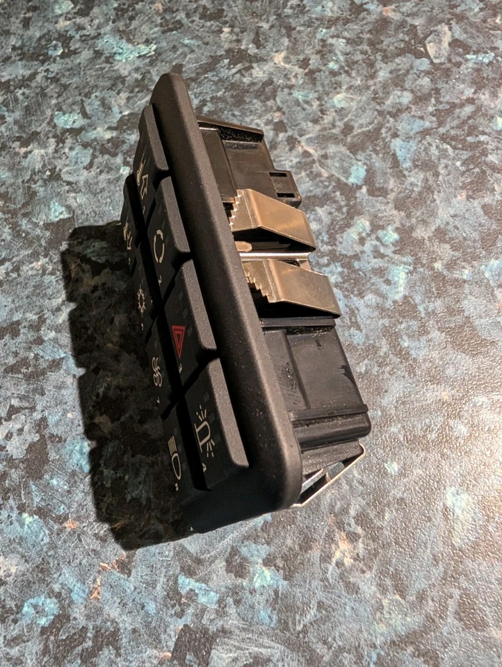 Controlador de teclado Grayhill 3K108-G2-2RC3A paquete de interruptores 8 botones nuevo sin usar sin caja - Imagen 2 de 4