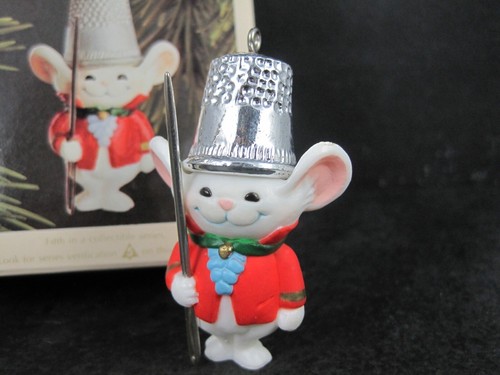 Hallmark 1982 THIMBLE MOUSE Series Christmas Ornament #5 NIB - Picture 2 of 3