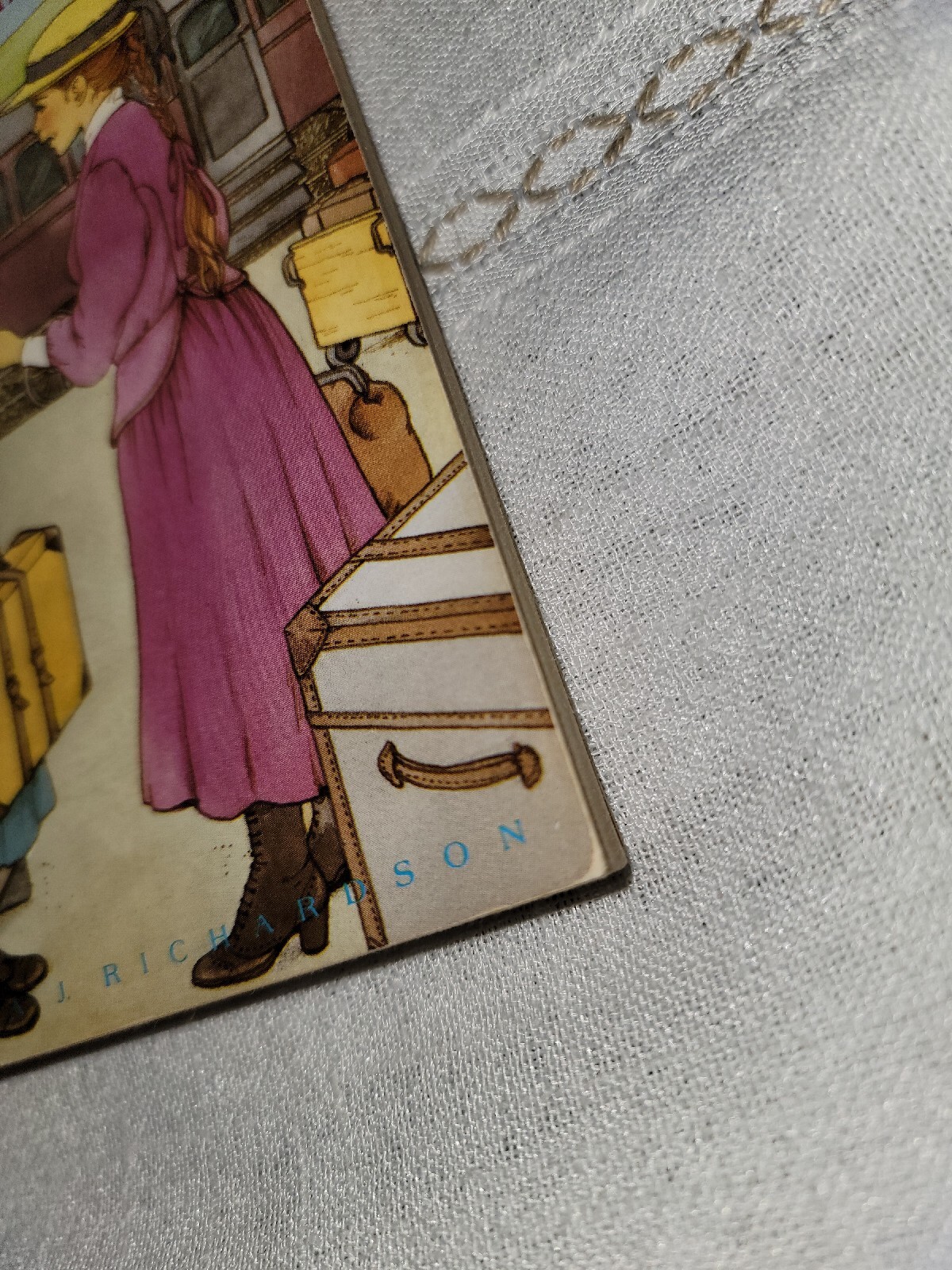 Sixteen and Away from Home (Grandma's Attic) by Richardson, Arleta Paperback 