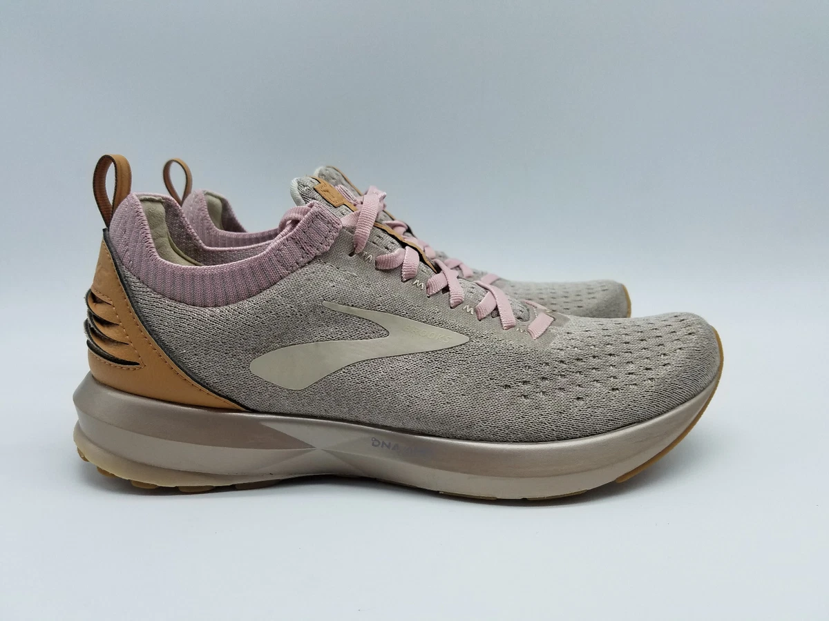 Brooks Levitate 2 LE Women s Size 8.5 B Medium Running Shoes Beige Pink