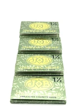 JOB Organic Rolling Papers - 1.5 ( 1 1/2) 4 packs .