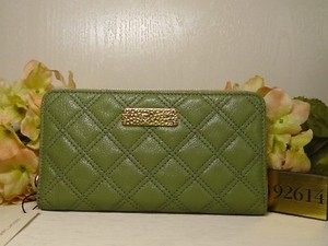 marc jacobs zip around wallet