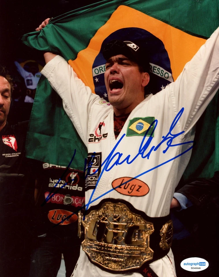 Foto firmada por Lyoto Machida "CAMPEÓN UFC" 8x10 c PRUEBA Auto MMA El Dragón Certificado de Autenticidad Foto 3 de 4