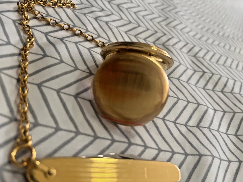 Wittnauer怀表石英表带日期和小刀 — 第 3/3 张图片