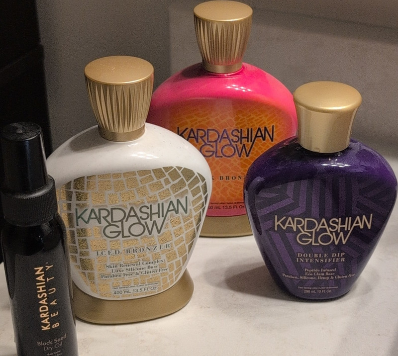 Kardashian Glow Sunbed Tanning Lotion 13.5 fl oz Paraben-Free Full Body