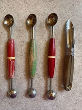 A & J Green Red Wooden Handled Melon Baller Apple Corer Vtg Lot Kitchen Utensils