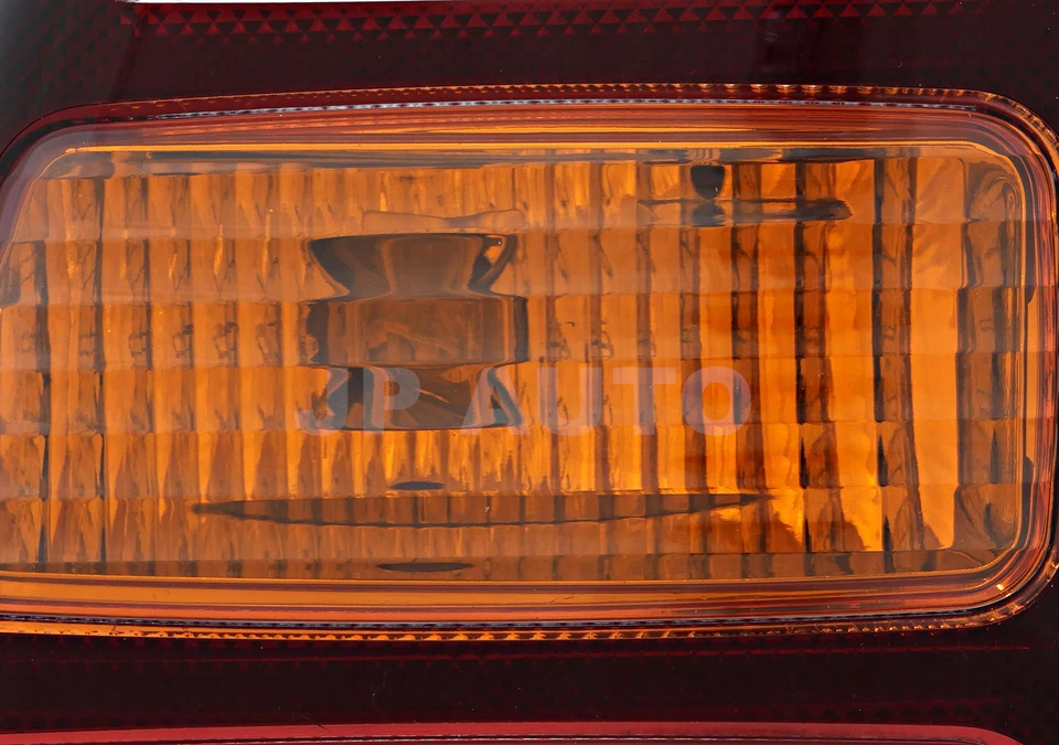 Комплект задних фонарей со стороны водителя и пассажира для Toyota RAV4 1998-2000 годов выпуска - Изображение 3 из 4