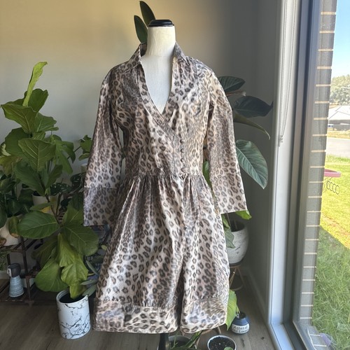 Moss & Spy Dress Size 10 Taffeta Collared Style Structured Animal Print Funky