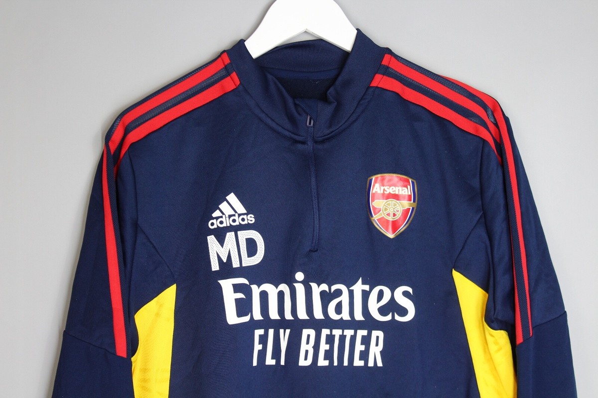 イングランドプレミアムリーグ入手困難大人気Arsenal ジップアップジャケット ARSENAL LONDON 2021 2022 TRAINING JACKET JERSEY 1/4 ZIP