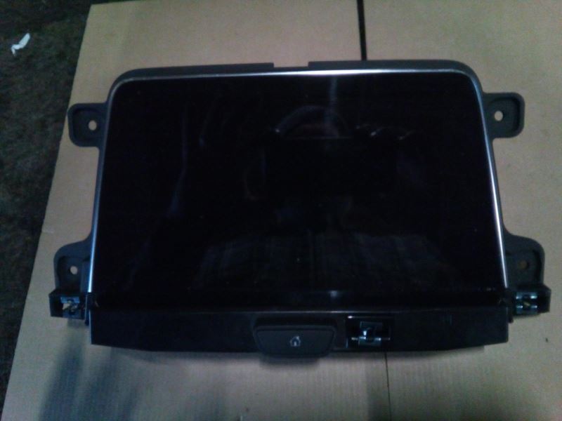 Audio Equipment Radio Control Panel Includes Display Fits 19-20 XT4 1285055