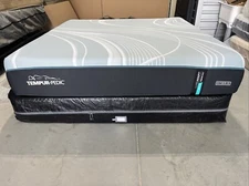 New TempurPedic LuxeAdapt 2.0 Medium Hybrid Queen Mattress Only $4299 Free Ship