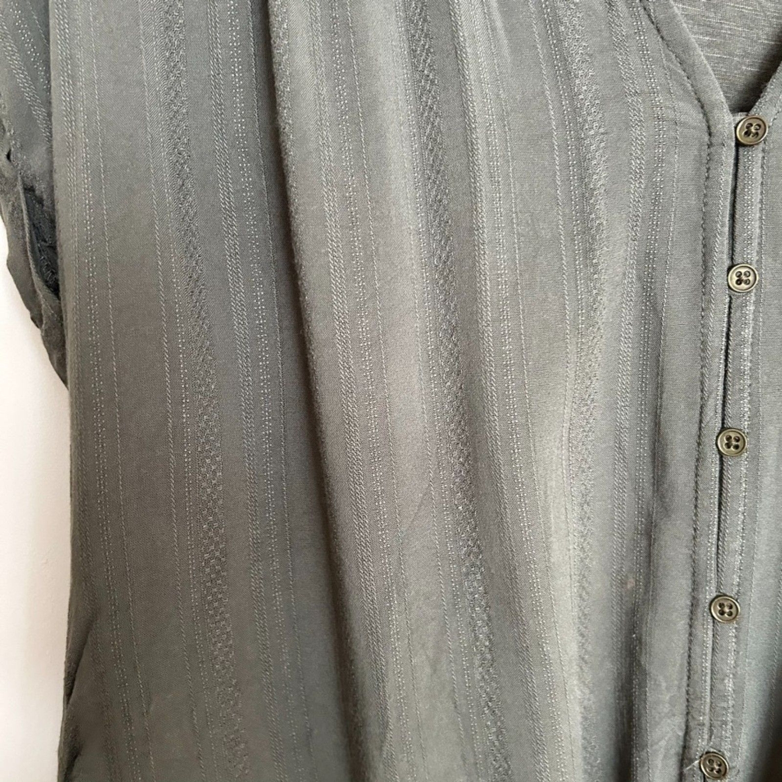 Universal Thread Dusty Green Button Down - image 5