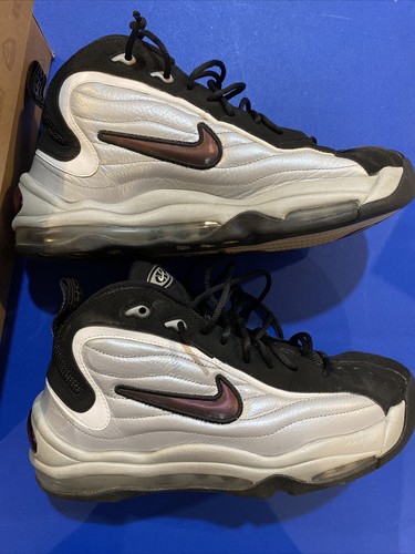 uptempo metallic silver