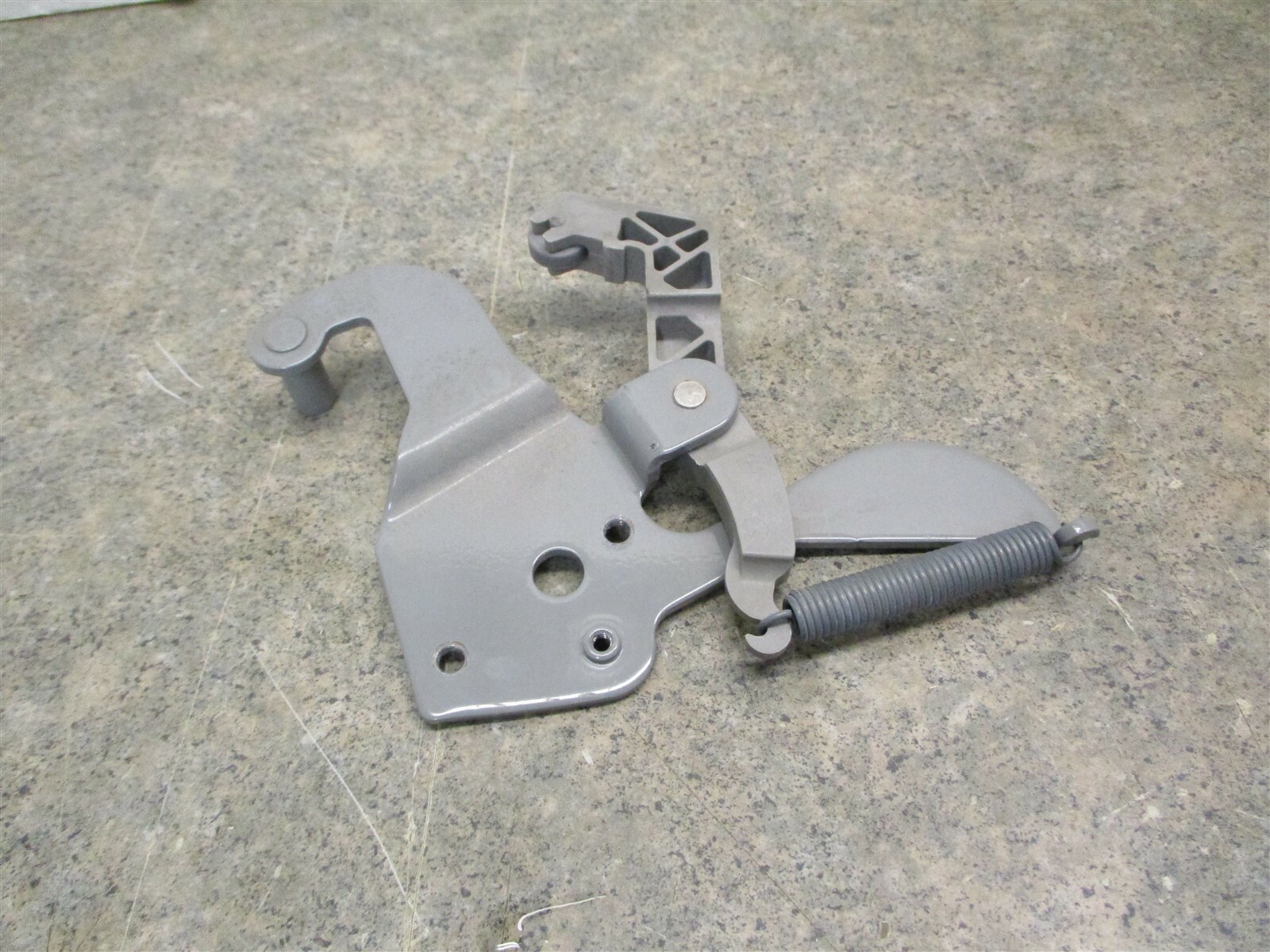 Ge Refrigerator Hinge Closure Part # Wr13X10566