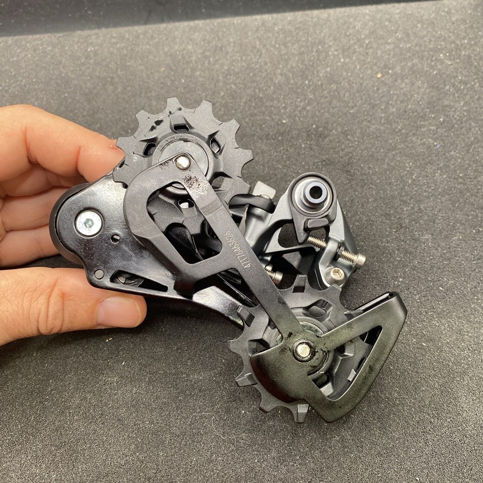 Dérailleur Arrière SRAM Apex 1 Type 3 - 11 Vitesses, Cage Longue (jusqu'à 42 Dents), Parfait Pour VTT Ou Gravel