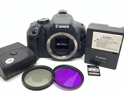 Canon EOS Kiss X5 DSLR camera body used, excellent condition