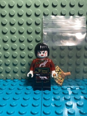 LEGO Ninjago Nya Kabuki Minifigure with Fan