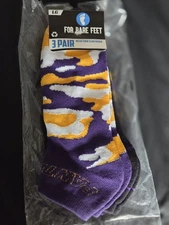 For Bare Feet Camo Boom Northern IOWA 3 Pack Mens No Show Socks LG Med Purple