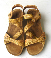 TAOS TRULIE Brown Braided Leather Strappy Wedge Sandals Size 41 / 10-10.5 Shoes