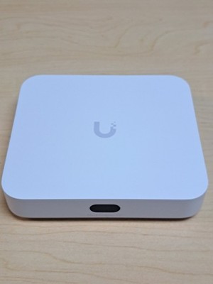 Ubiquiti UniFi Cloud Gateway UltraUnifi UCG Ultra