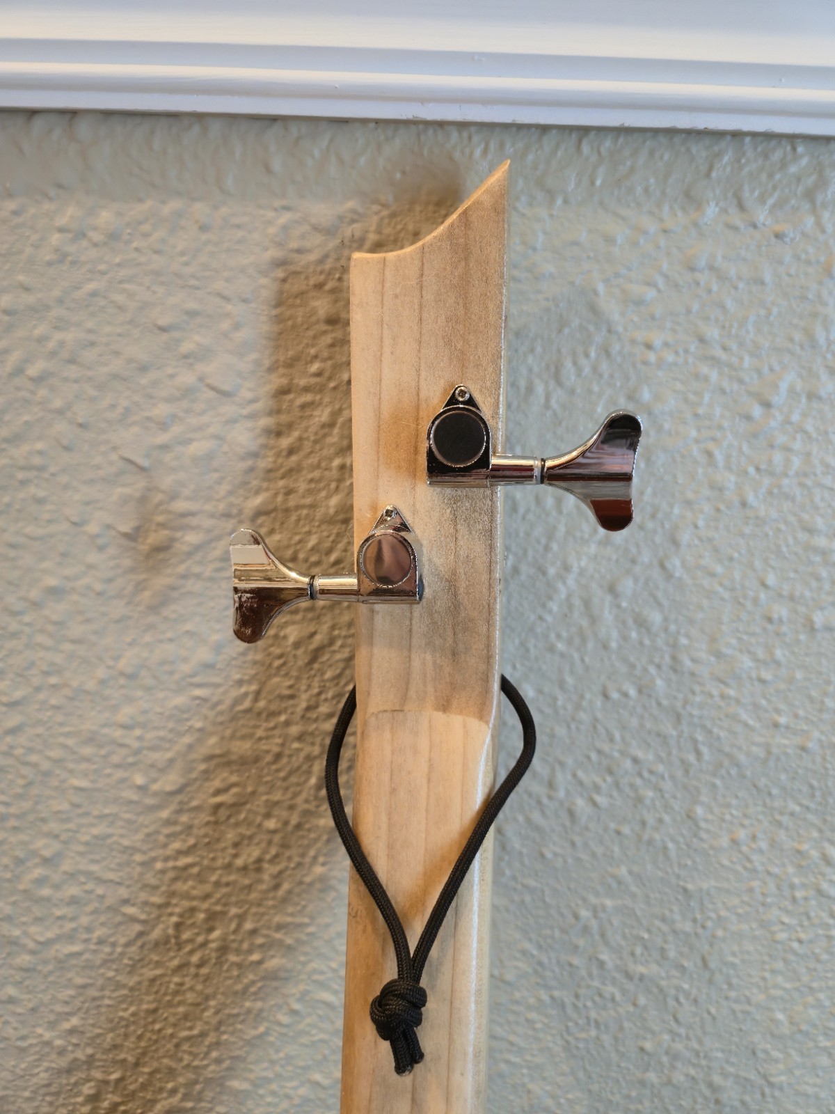 Cigar Box Bass 2-String Metal Frets, Piezo Sound, PU