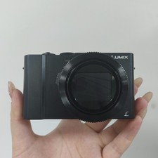 Panasonic DMC-LX10 (LX15) Digital Camera 20.1 MP 3x Optical Zoom Tiltable Screen