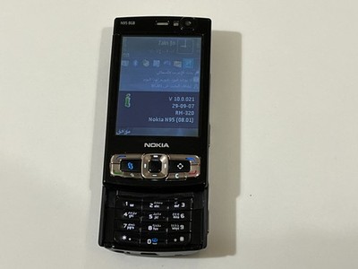 Nokia N95 8GB Mobile Phone Unlocked Original 3G HSDPA 2100 WIFI