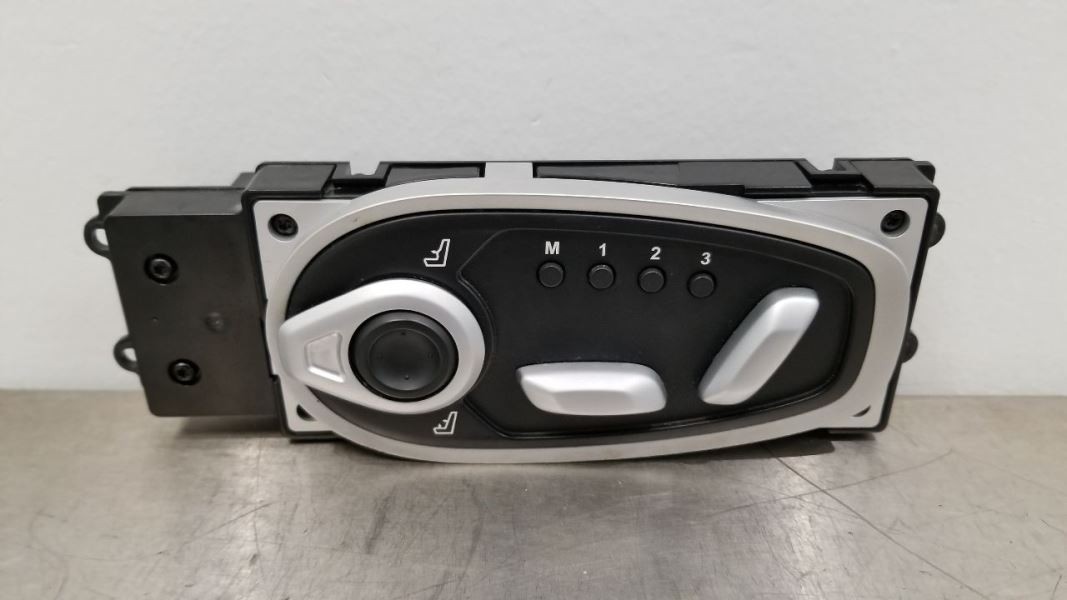 19 ASTON MARTIN VANTAGE SEAT ADJUST CONTROL SWITCH LEFT DRIVER HY5314B709BD