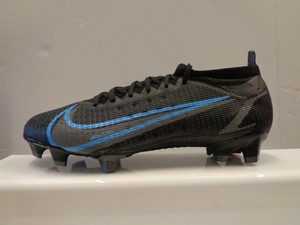 swingman legend cleats