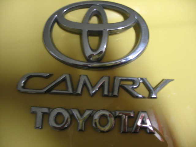 Toyota camry logo