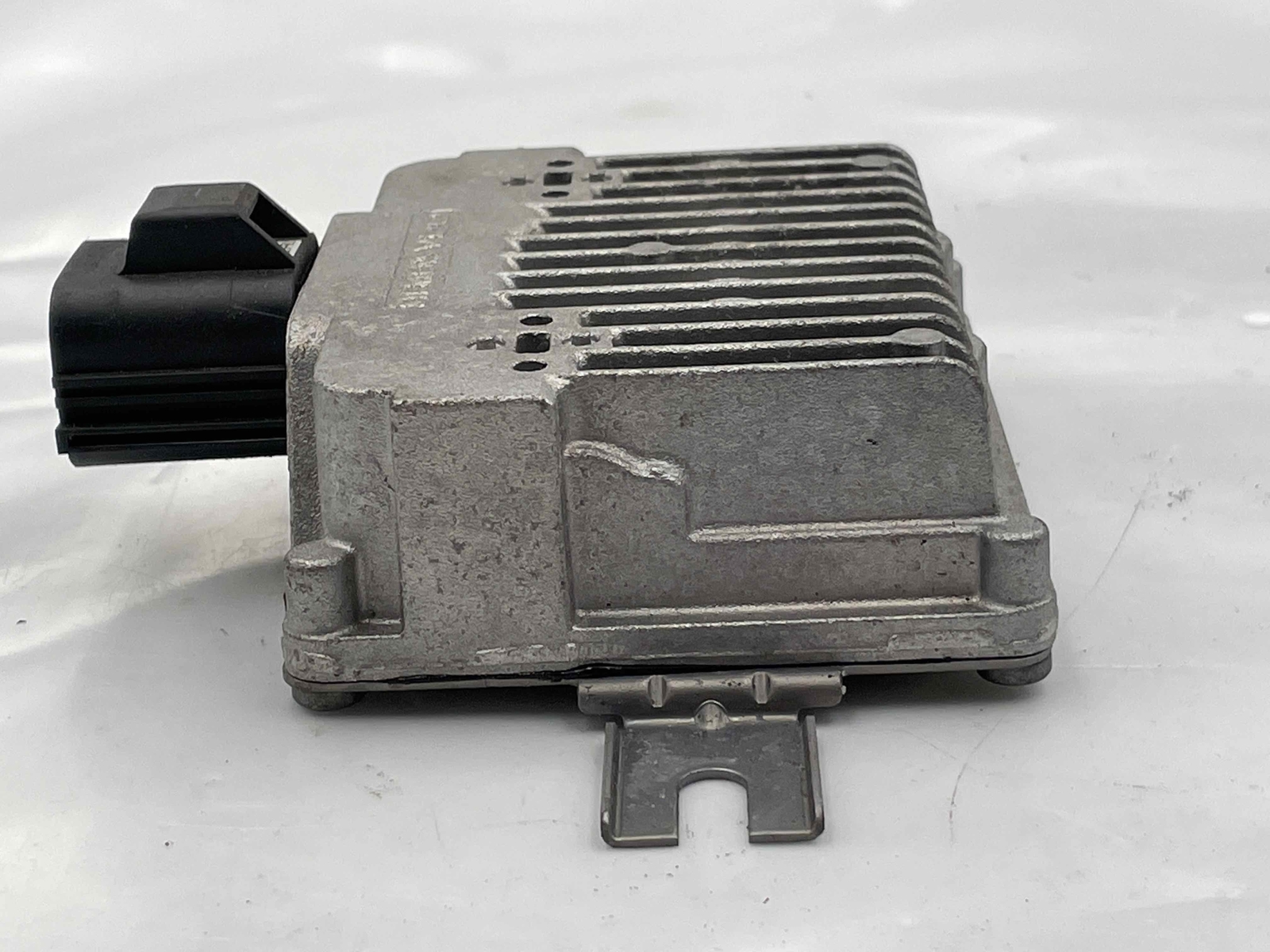 2010 ASTON MARTIN OEM Fuel Pump Driver Computer Control Module 7H42-9D372-AA