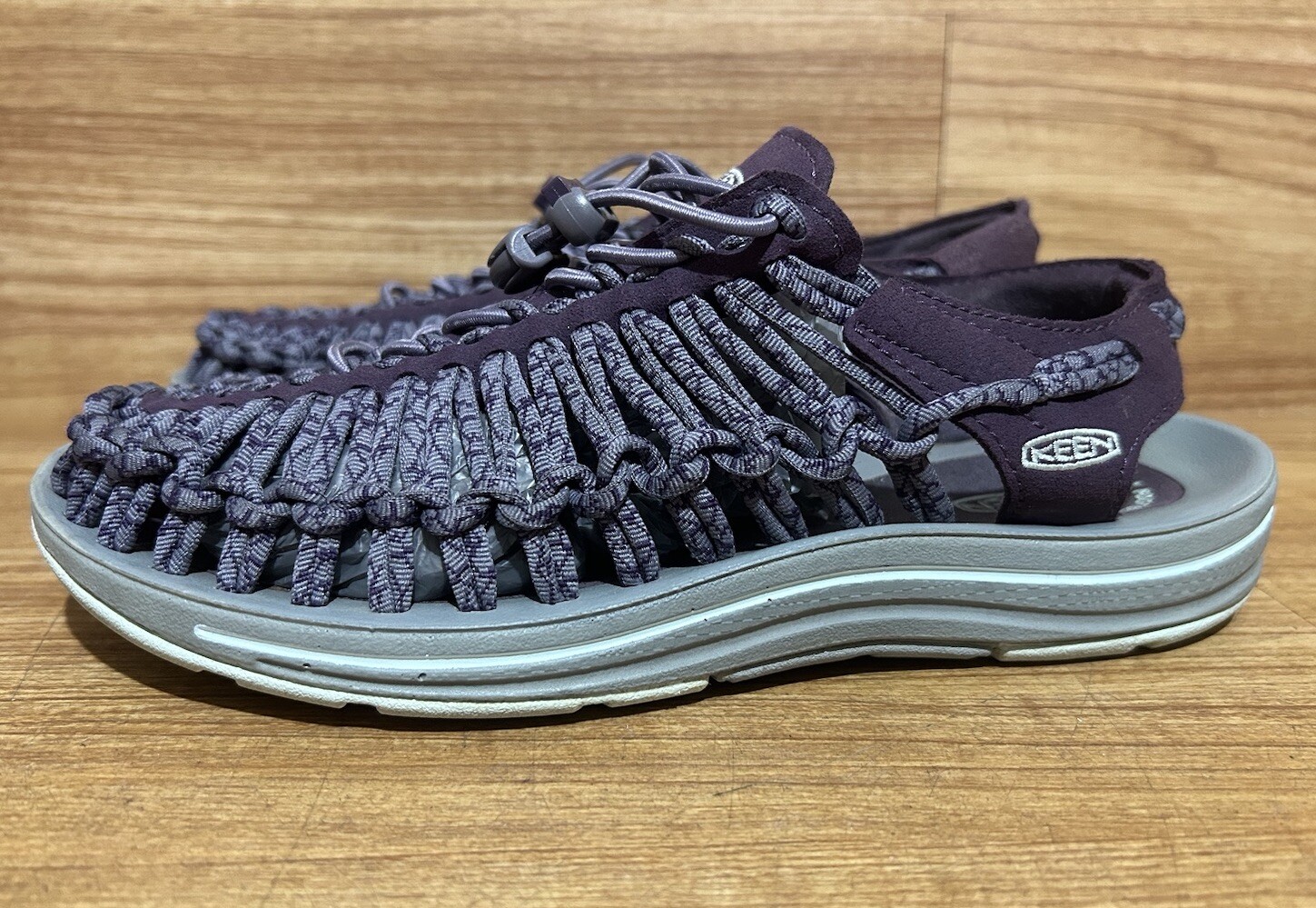 Sandali sportivi impermeabili Keen Uneek taglia 7 US 37 5 EU viola blu indaco viola ?