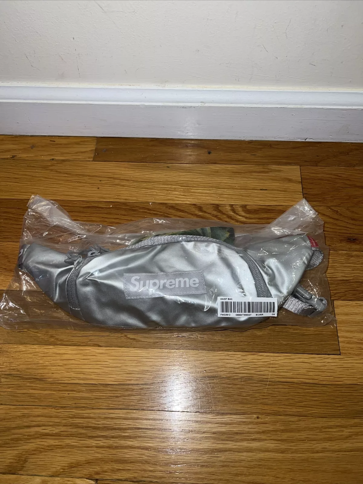 Supreme petit sac taille FW22 flambant neuf ✅