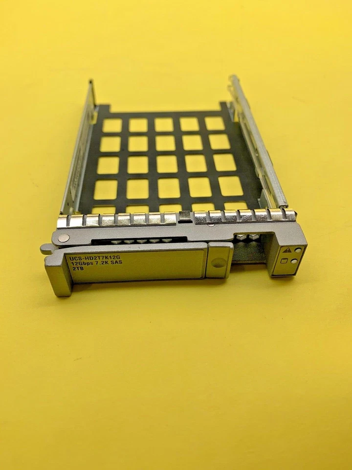 Cisco UCS-HD2T7K12G 12Gbps SAS 2TB 7.2K 2.5'' Tray only - Image 2 of 4