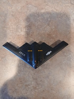RARE The Flash Fighter Die Cast USAF Stealth Bomber  F833